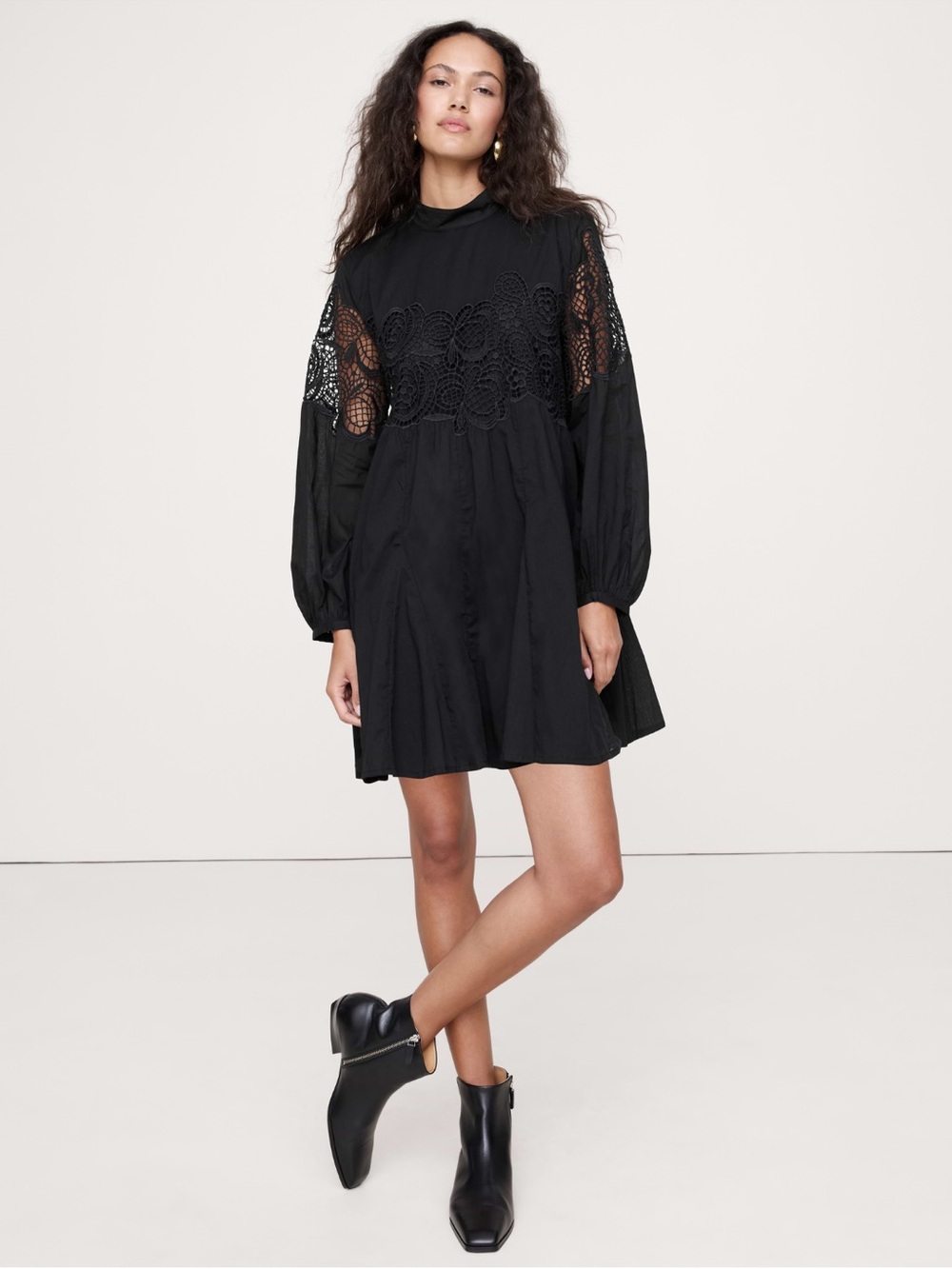 Banana Republic COTTON & LACE MOCK-NECK DRESS WITH REMOVABLE BELT BAG